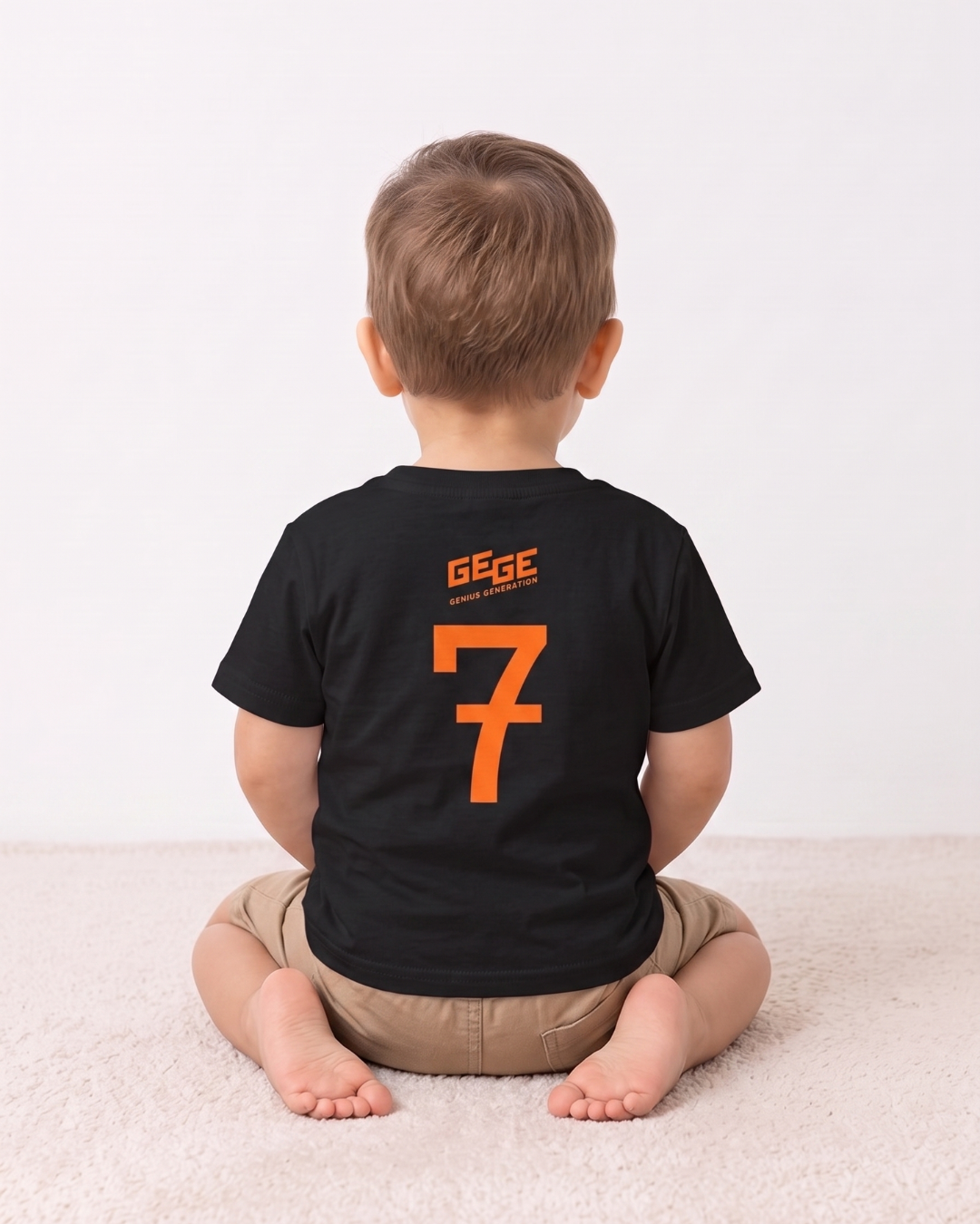 GEGE Little Dreamers No. 7 T-Shirt